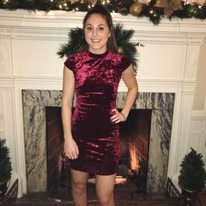 Meet your Posher, Olivia